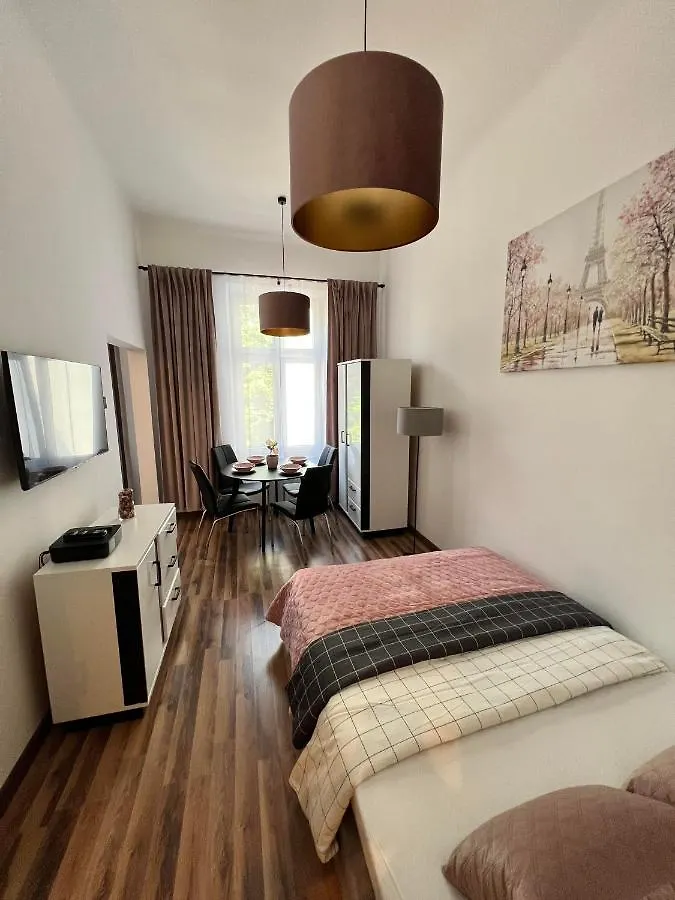 Apartamenty Lenart Краков 0*,