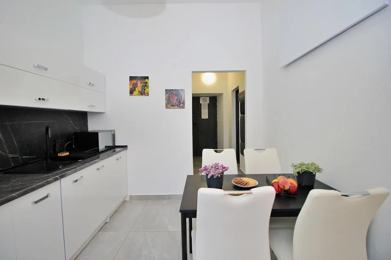 Apartamenty Lenart Краков Апартаменты