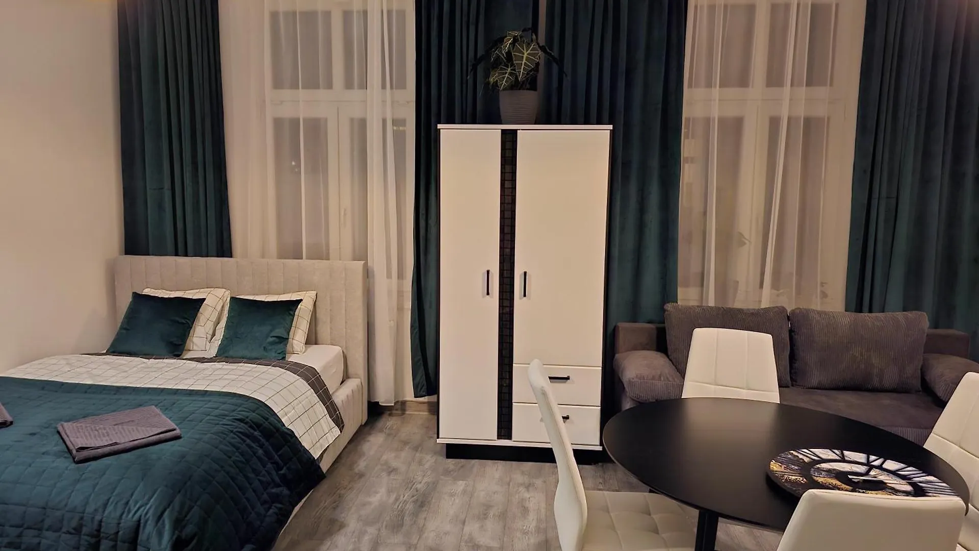 Apartamenty Lenart Краков Апартаменты